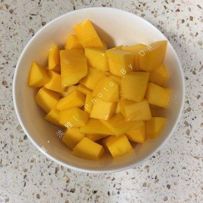 小蛋糕，小蛋糕怎么做简单又好吃（#豆果10周年生日快乐#芒果爱心❤️小蛋糕图片）