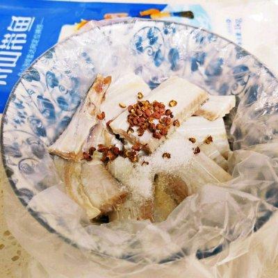 香煎带鱼的做法，带鱼的做法油炸带鱼的做法视频（香酥可口的香煎带鱼）