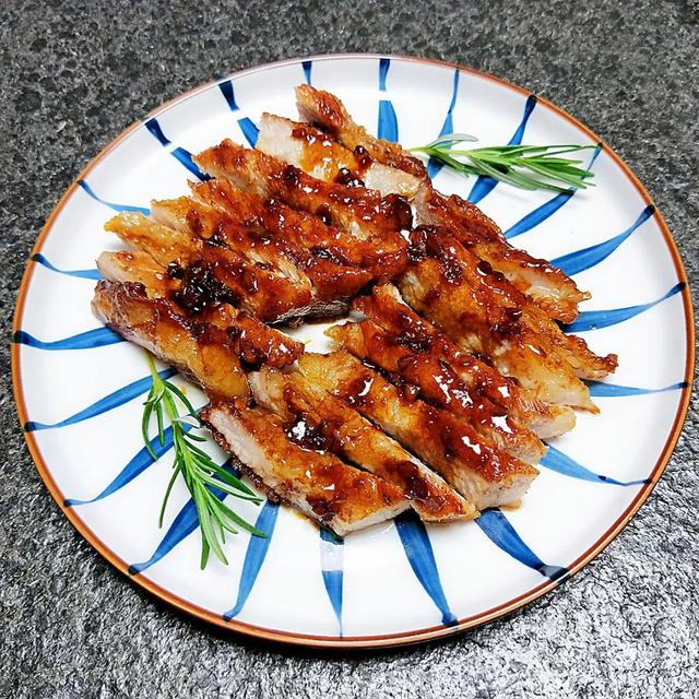 猪颈肉怎么做好吃，照烧猪颈肉：口感丰富
