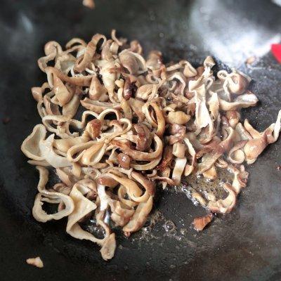 家常爆炒大肠，家常爆炒大肠肥肠煮多久（#厨房有维达洁净超省心#爆炒肥肠）