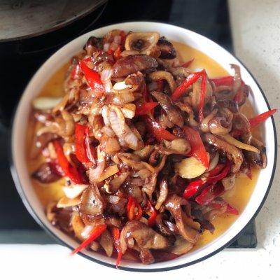 家常爆炒大肠，家常爆炒大肠肥肠煮多久（#厨房有维达洁净超省心#爆炒肥肠）