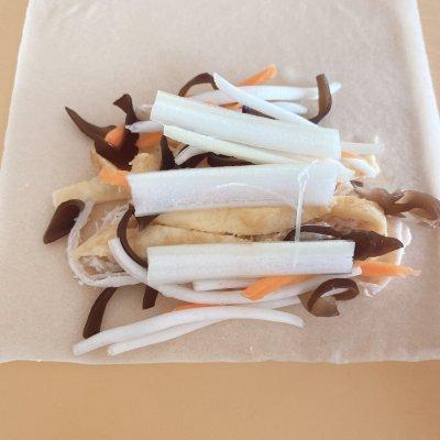 速冻春卷怎么炸，冰冻春卷怎么炸又酥又脆（再也不用出门买了）