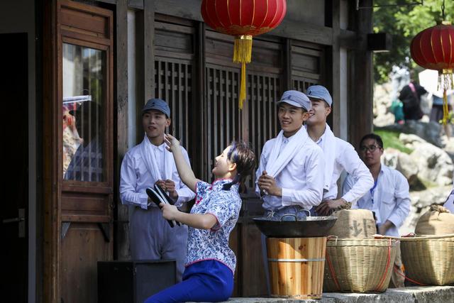 常州东方盐湖城一日游，常州金坛东方盐湖城沉浸游成旅游风向标