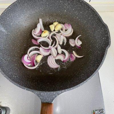 龙虾怎么做好吃又简单，清蒸大龙虾怎么做好吃又简单（十三香小龙虾简单做法也美味）