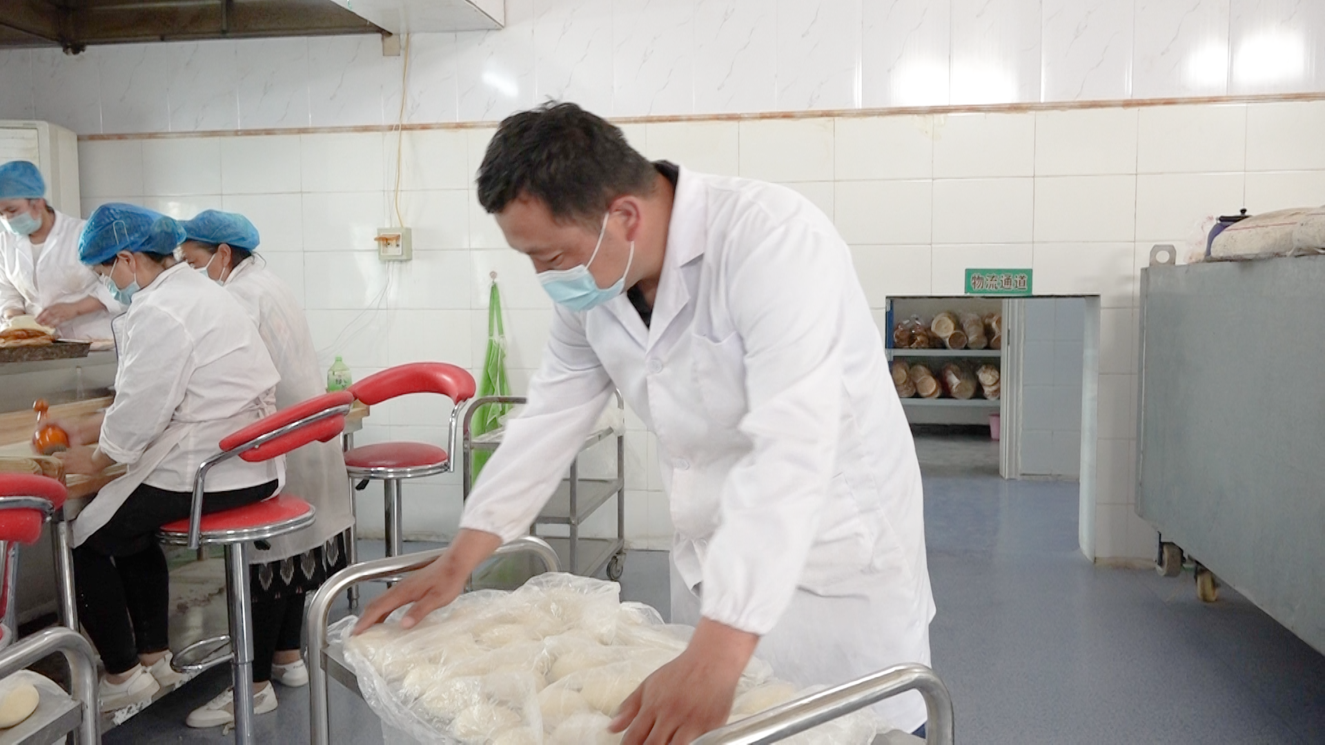 和田市家电维修 小康路上致富带头人--麦麦提·麦提赛伊迪