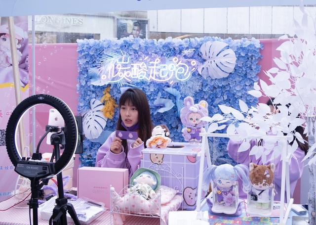 微博超话是什么意思，超话是什么意思啊（那个在微博“潮物”超话里长期占榜首的#棉花娃娃#）