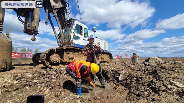 哈尔滨高铁最新消息，我国在建最北高铁哈伊高铁正式开建