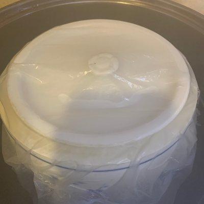 鸽子炖什么好吃，炖鸽子汤怎么炖好吃又营养（适合全家的西洋参石斛鸽子汤）