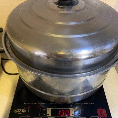 鸽子炖什么好吃，炖鸽子汤怎么炖好吃又营养（适合全家的西洋参石斛鸽子汤）