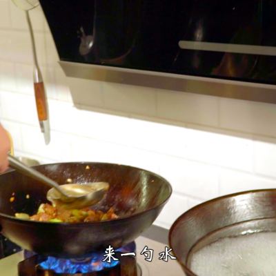 羊肉炝锅面的做法，老冯教做简单的硬货“早点”