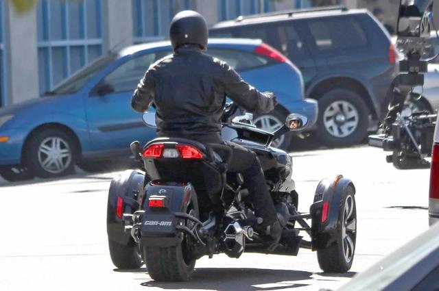 老年人健康饮品，老年人 饮品（盘点五对经典竞争车型<下>）