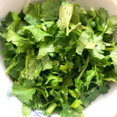 蒜蓉虾尾的家常做法，蒜蓉虾尾正确做法（冬天喝［夏日下酒菜]蒜蓉小龙虾尾）