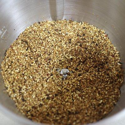 酥脆香虾的做法，香酥麻辣虾的做法（今晚花10分钟做好避风塘酥脆虾）