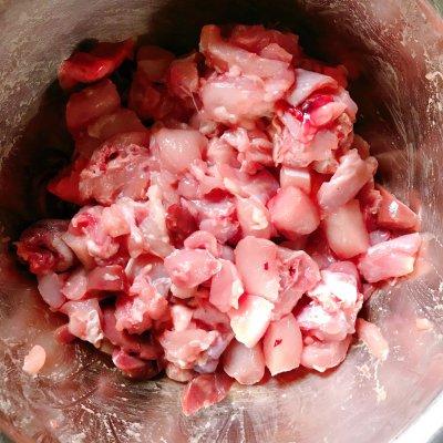 家常做法的双椒兔肉，双椒辣子兔丁这么做最好吃