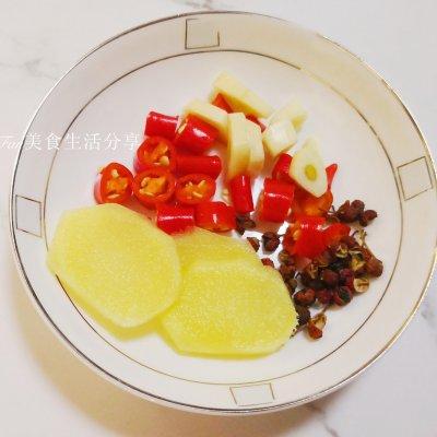 酸辣黄瓜条的做法大全，酸辣黄瓜条的做法大全家常菜（拯救夏季胃口小凉菜）