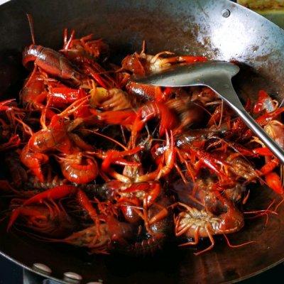 香辣小龙虾的制作方法，香辣小龙虾的制作方法视频（每次做这道香辣小龙虾）