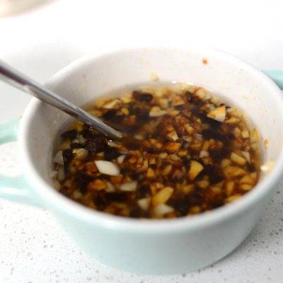 芋头蒸排骨的做法，毛芋头蒸排骨的家常做法（嫩滑软糯的）