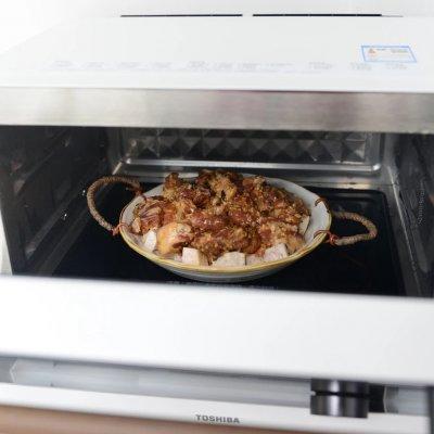 芋头蒸排骨的做法，毛芋头蒸排骨的家常做法（嫩滑软糯的）