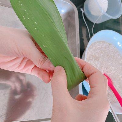 粽子的做法，油炸粽子的做法（赶紧试试这款简单又好吃的粽子吧）