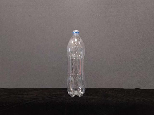 用绳子做降落伞怎么做，怎样用毛线绳扎出降落伞（如何用可乐瓶，制作一个水火箭）