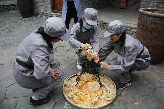 武汉城建集团房地产官网，武汉城建集团房地产官网网址（声动大城”丨武汉城建集团党委书记讲主题党课）