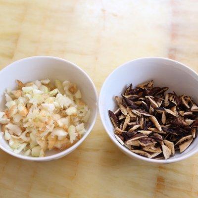 肉末酱炒香菇的家常做法，肉末香菇酱的家常做法窍门（#助力高考营养餐#万物皆可拌香菇肉酱）