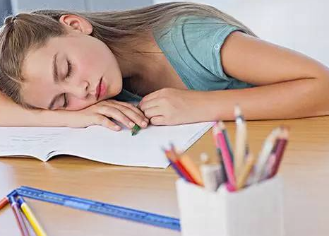 子午觉是几点到几点，女人午睡有什么好处（养生宜睡子午觉）