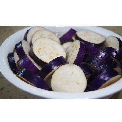 怎样做炸茄子片，炸茄子片怎么做（#助力高考营养餐#肉末茄子片）