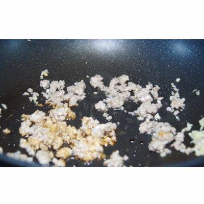 怎样做炸茄子片，炸茄子片怎么做（#助力高考营养餐#肉末茄子片）
