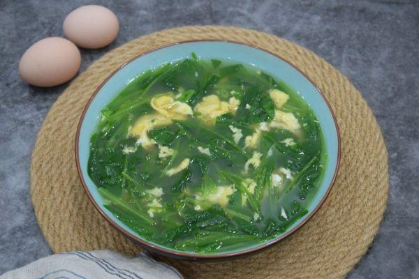 菠菜鸡蛋汤做法，鸡蛋菠菜汤怎样做（网红菠菜鸡蛋汤）