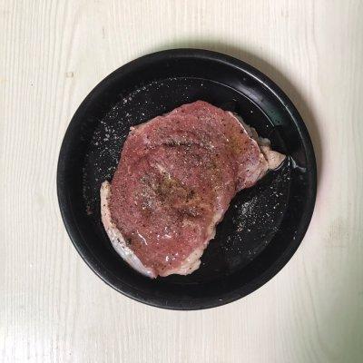 牛排沙拉怎么弄，牛排沙拉怎么弄好吃视频（#仙女们的私藏鲜法大PK#牛排沙拉）