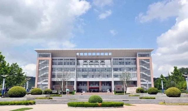 鲁东大学招生简章，鲁东大学2021年普通高等教育招生章程（鲁东大学2021年艺术类专业招生章程）