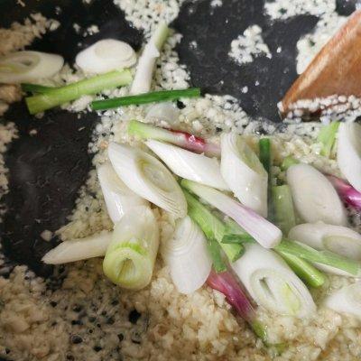 麻辣小龙虾尾可以怎么吃，我家做麻辣龙虾尾就用这个方法