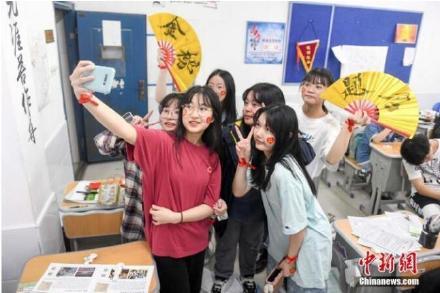 2021年全国高考报名人数，换个角度看高考（2021年全国高考拉开大幕）