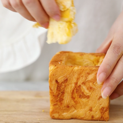 在家做简单下午茶甜品做法，自制下午茶——港式茶餐厅招牌甜品面包诱惑