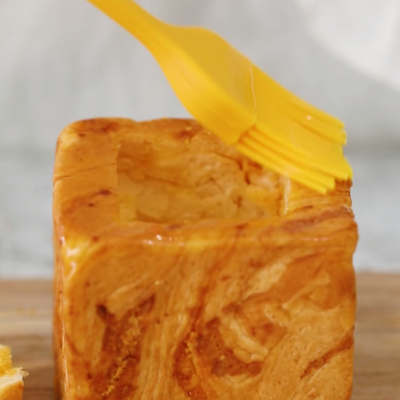 在家做简单下午茶甜品做法，自制下午茶——港式茶餐厅招牌甜品面包诱惑