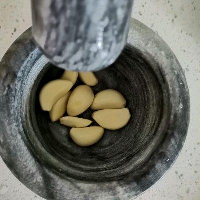 蒜蓉生蚝的做法，蒜蓉生蚝的做法 家常（冬日里来一道简易版蒜蓉生蚝）