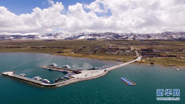 青海湖在哪里，青海湖在哪个城市 具体的位置（高原明珠——青海湖）