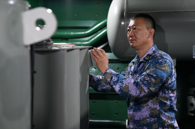 兵王是什么级别，部队兵王是什么军衔（29年并肩战风斗浪）