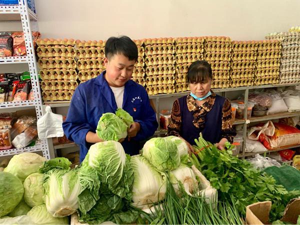 南泥湾开荒指的是什么，扛好新时代的老镢头 让革命精神代代相传