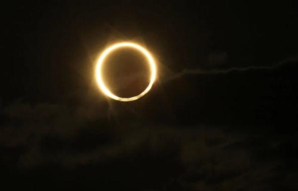 今年全球唯一的日环食来啦，每年都有日环食吗（今年全球唯一的日环食正在上演→）