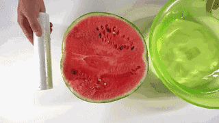 西瓜皮有哪些功效与作用，西瓜皮的功效与作用吃法大全（哪些人不宜吃西瓜）