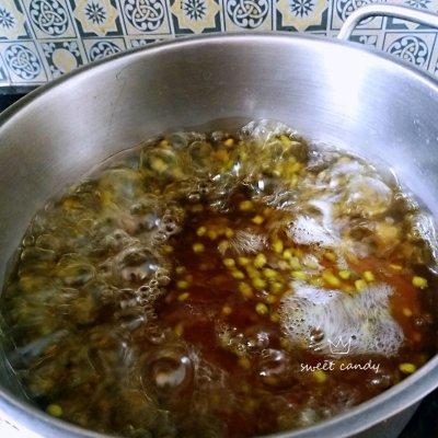 绿豆糖水怎么煮，怎样煮绿豆糖水（#舌尖上的端午#奶奶的绿豆汤）