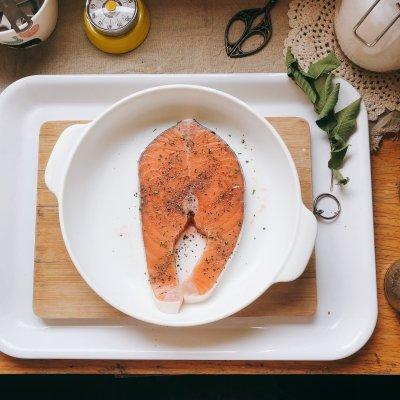 三文鱼的吃法及做法，三文鱼的吃法及做法宝宝吃（这么简单的做法，竟然这么好吃）