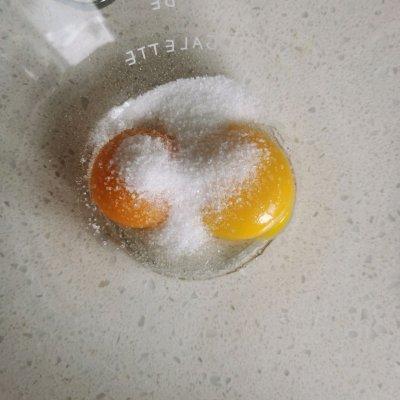 如何自制冰淇淋，回味无穷的#舌尖上的端午#自制冰激凌来拯救你的胃