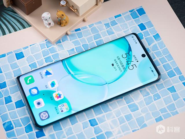 荣耀50价格参数 ，荣耀50的参数与价格（荣耀50体验评测：更美）