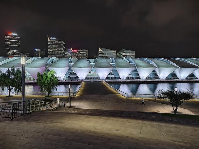 荣耀50价格参数 ，荣耀50的参数与价格（荣耀50体验评测：更美）