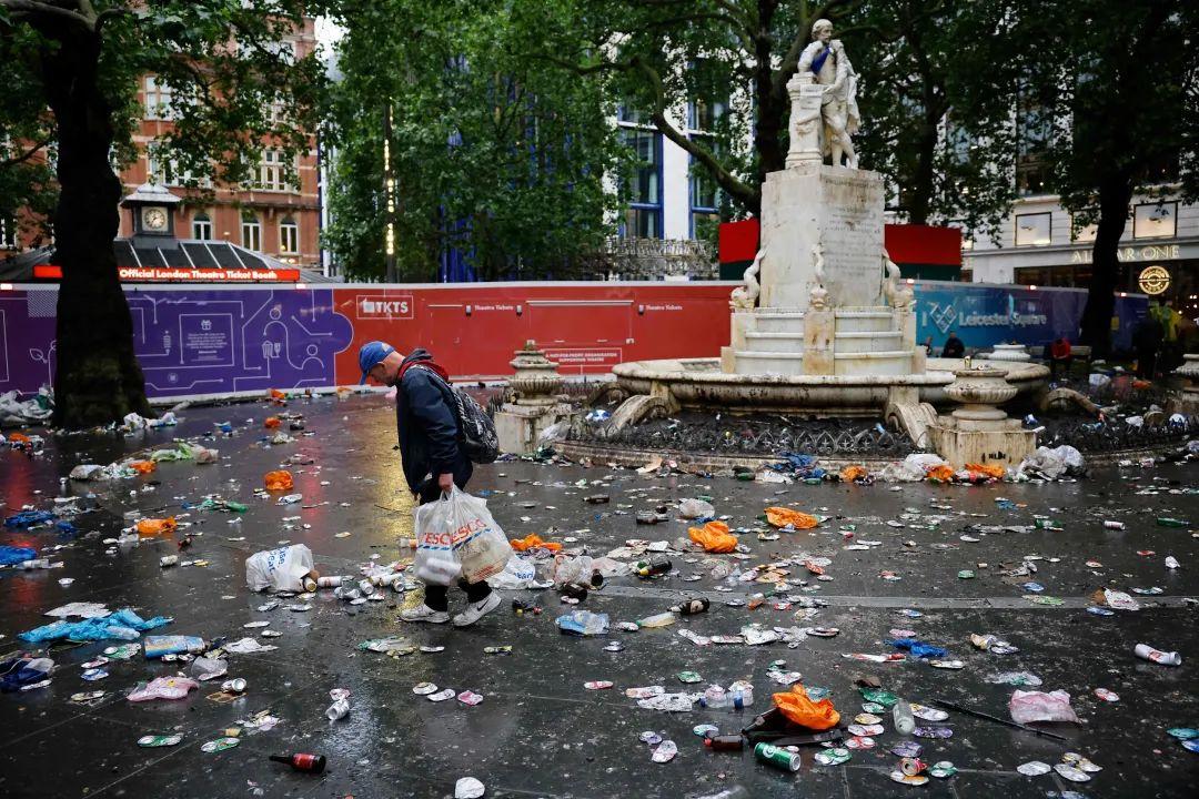 2014世界杯乌拉圭英格兰 半场战报:乌拉圭1-0英格兰