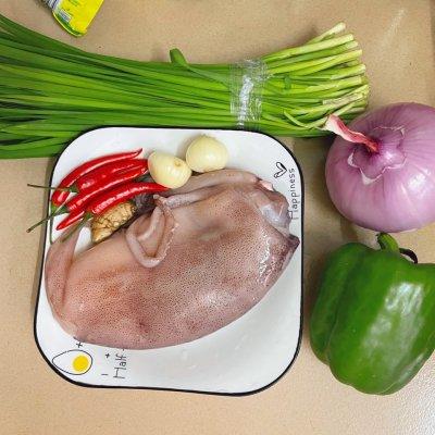 手撕鱿鱼的做法，芥末手撕鱿鱼的做法（成就招牌美味#爆炒鱿鱼）