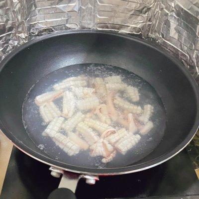 手撕鱿鱼的做法，芥末手撕鱿鱼的做法（成就招牌美味#爆炒鱿鱼）